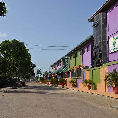 Kaysens Grande Hotel Tema Esterno foto