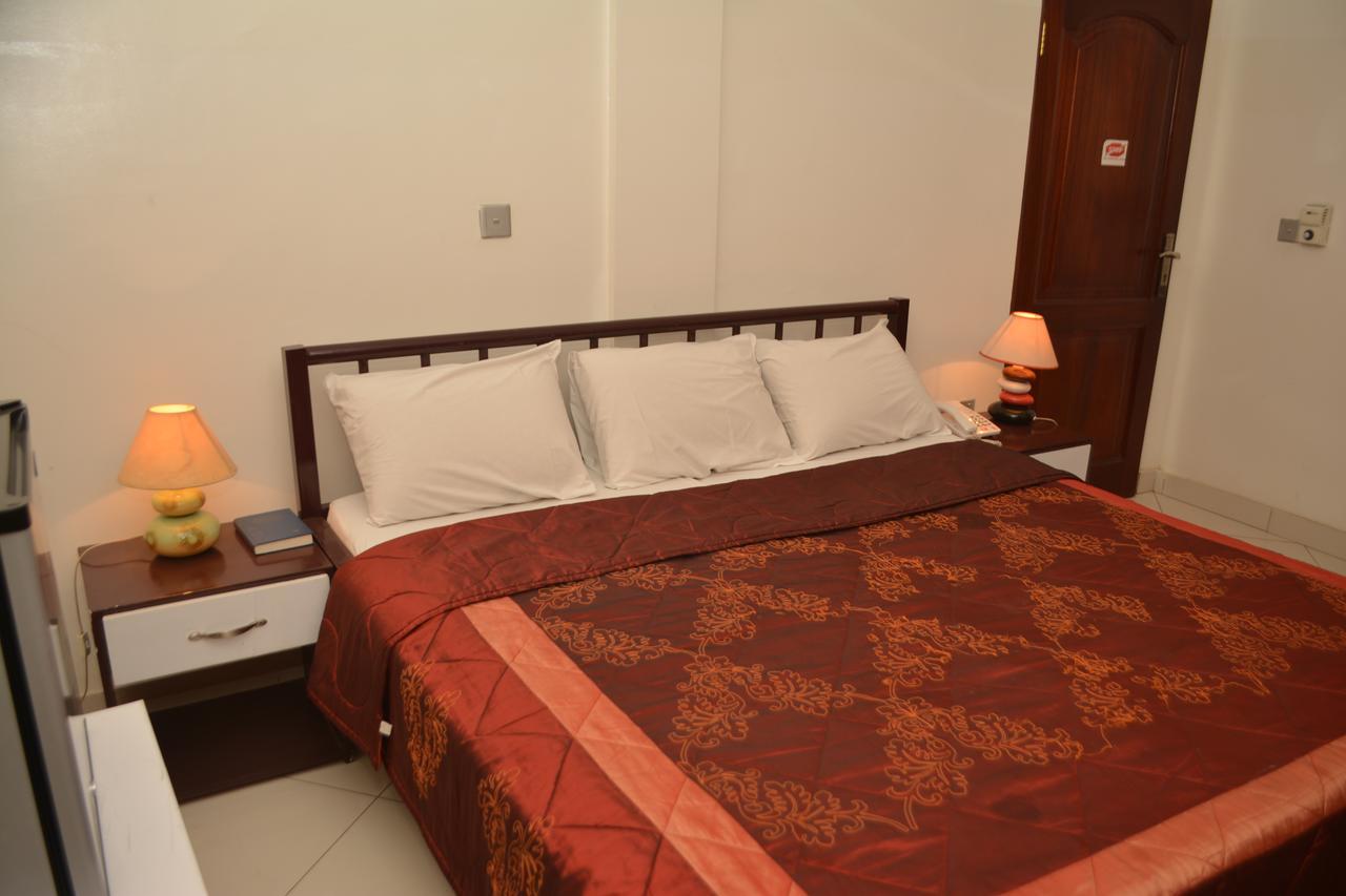 Kaysens Grande Hotel Tema Esterno foto