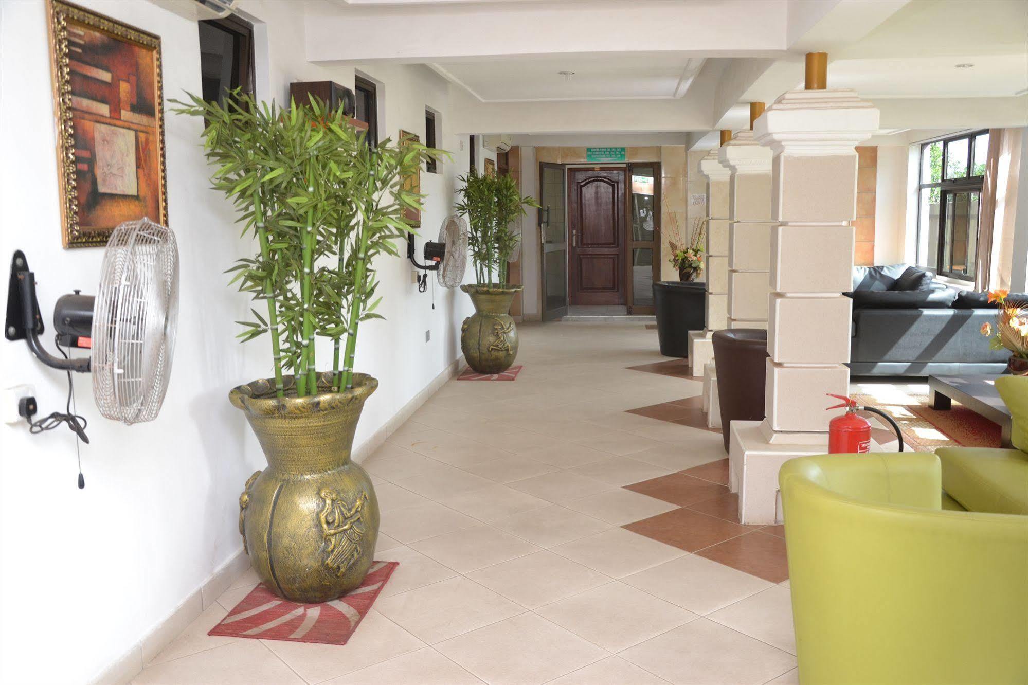 Kaysens Grande Hotel Tema Esterno foto